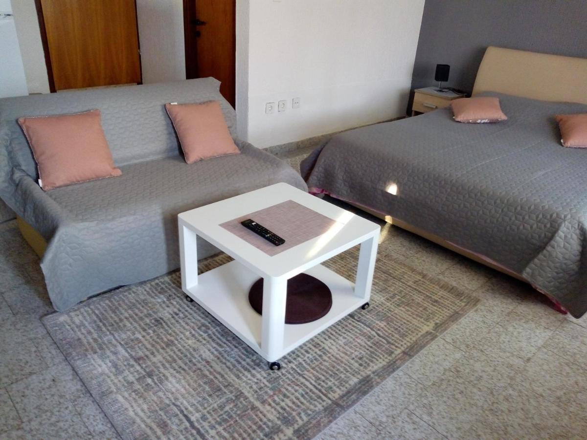 Apartmani Alma Póla Kültér fotó