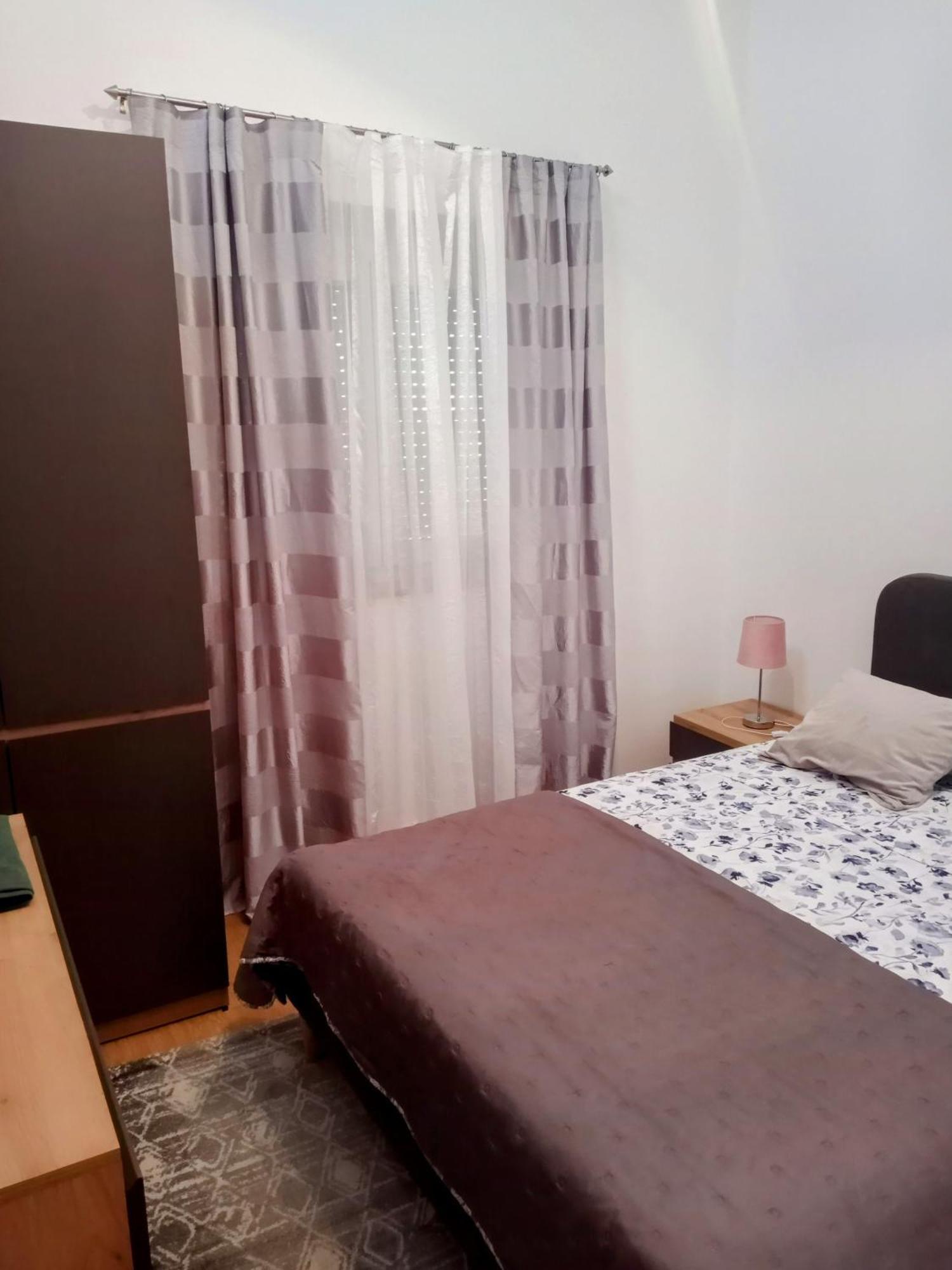 Apartmani Alma Póla Kültér fotó
