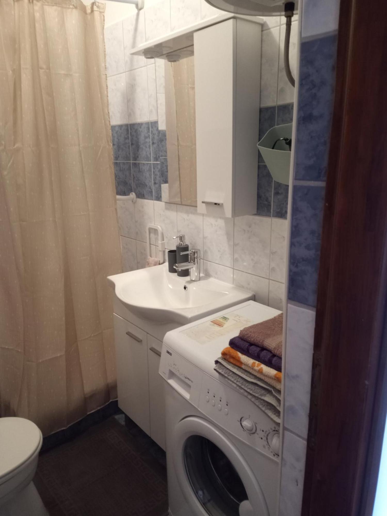 Apartmani Alma Póla Kültér fotó