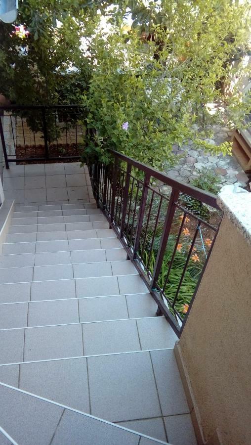 Apartmani Alma Póla Kültér fotó